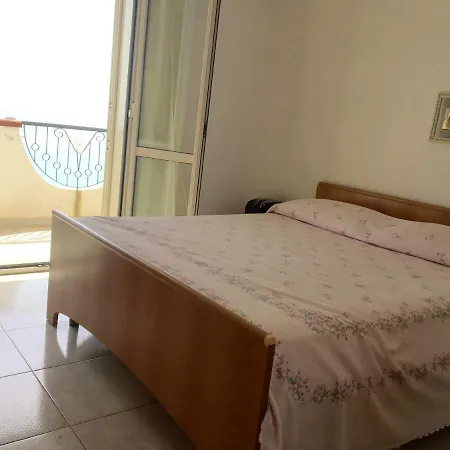 Apartman C.f.g. *